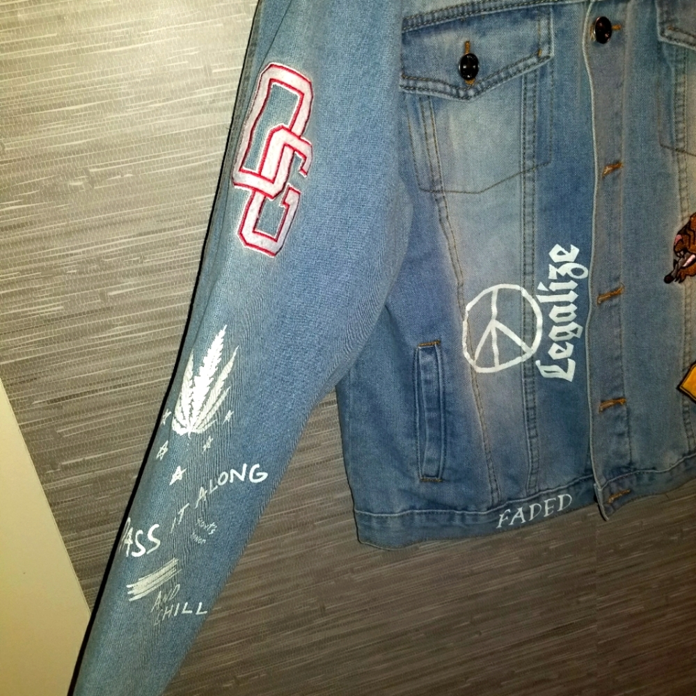 Denim jacket - Picture 2 of 3